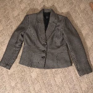 R.Q.T. Black and white check jacket. Sz 8